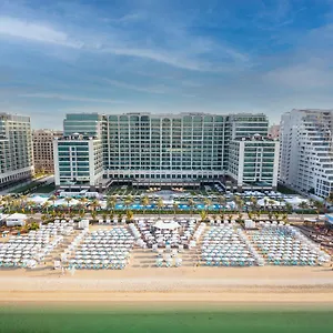 ***** Üdülőközpont Hilton Palm Jumeirah Egyesült Arab Emírségek